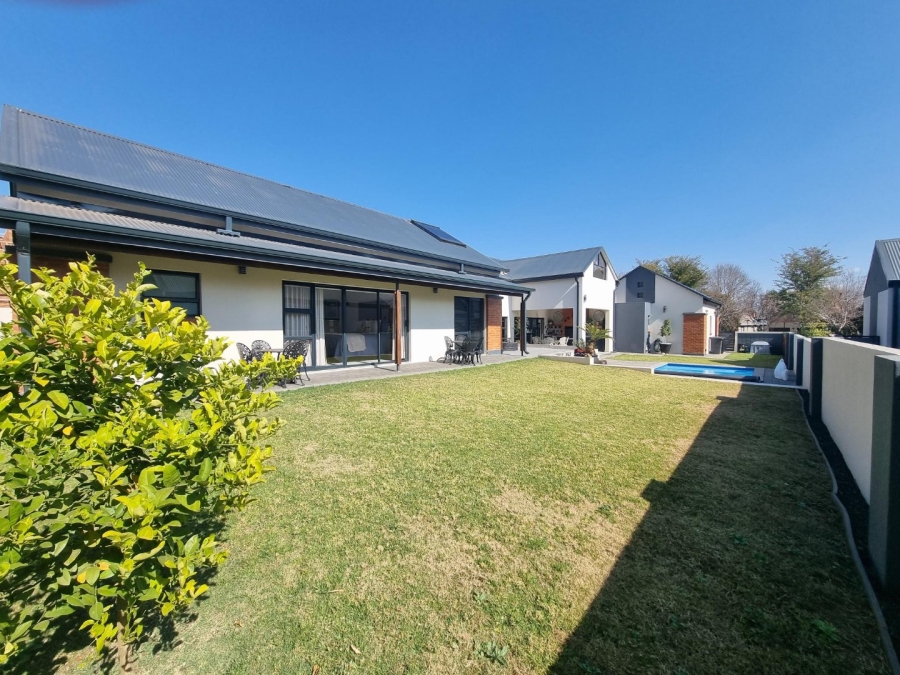 3 Bedroom Property for Sale in Landsmeer Residential Estate North West